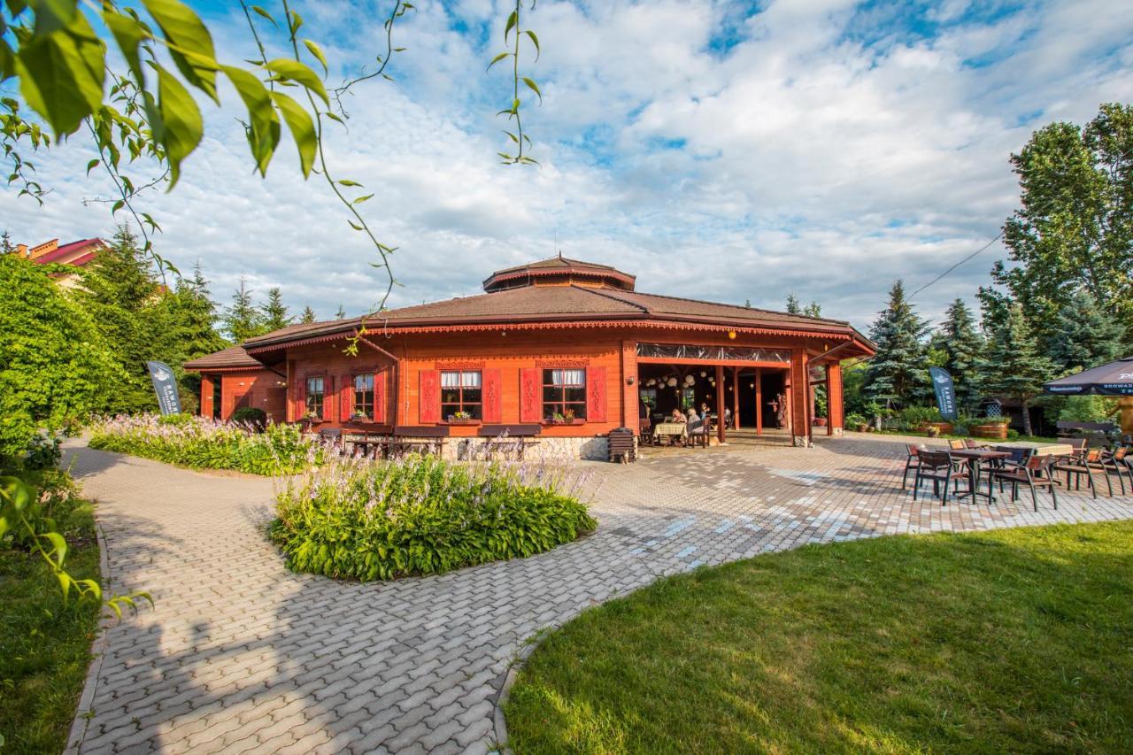 Hotel Bialowieski Conference, Wellness & Spa Біловежа Екстер'єр фото