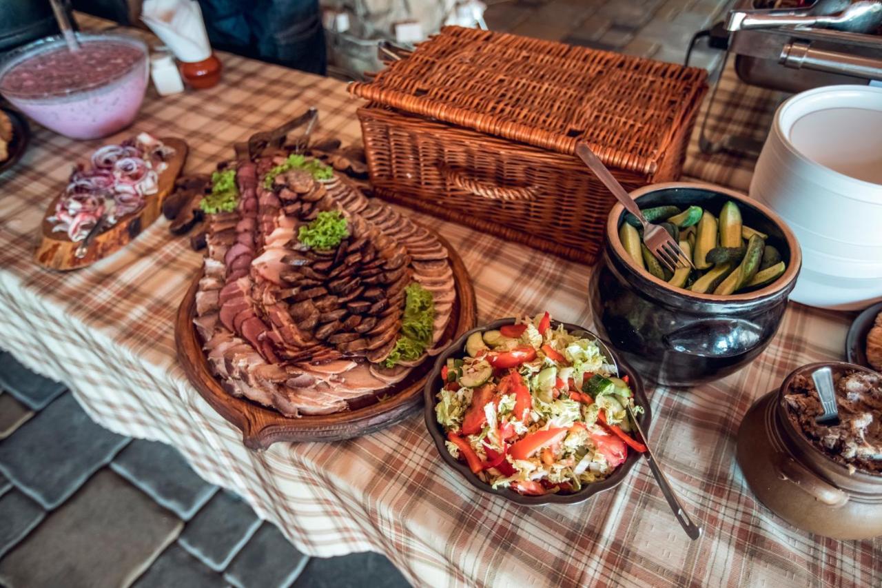 Hotel Bialowieski Conference, Wellness & Spa Біловежа Екстер'єр фото
